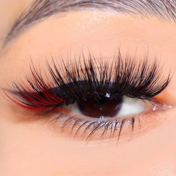 Friday the 13th Lashes in Black & Red by Glamlite - Picture 5 of 6